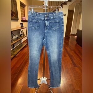 Women’s Mid-rise Skyscraper Jeans